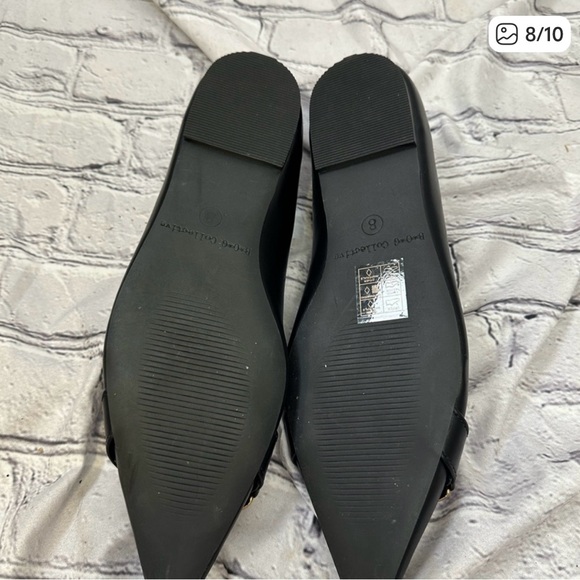 B.O.C. Collective Pointed Toe Black Flats with Gold Accent Chain Detail - Picture 5 of 6